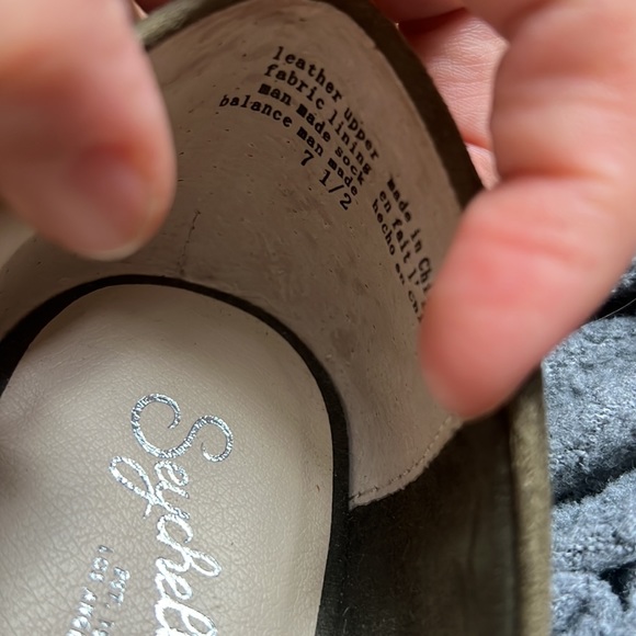 Anthropologie Seychelles Clear Cut Olive Green Suede Leopard Suede Heels - Picture 5 of 10